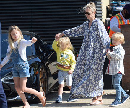 Kayte Walsh and Kids with Kelsey Grammer Kelsey Grammer and Family out and about, Los Angeles, California, USA - 15 May 2021