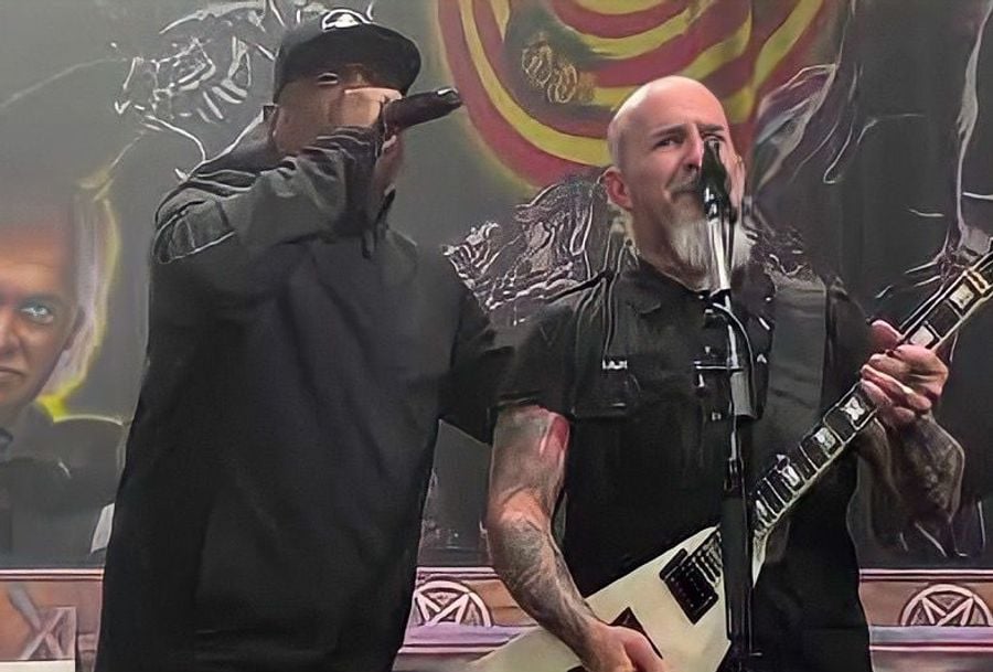 Chuck D of Public Enemy joins Anthrax onstage for ‘Bring the Noise’