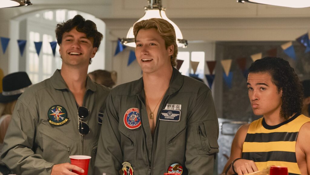 What Happens to Beau Maxwell in 'Off Campus'? Book Spoilers vs. TV Series